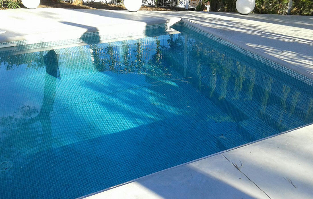 Construcción piscina de obra en Pals por MAP Paletas y Albañiles